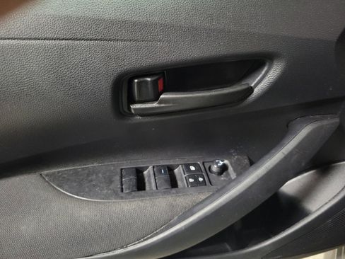 Used 2024 Toyota Corolla LE image 20