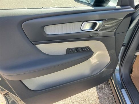 New 2026 Volvo XC40 B5 Ultra w/ Protection Package Premier image 10