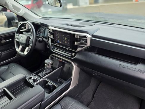 Used 2022 Toyota Tundra SR5 w/ SR5 Premium Package image 9
