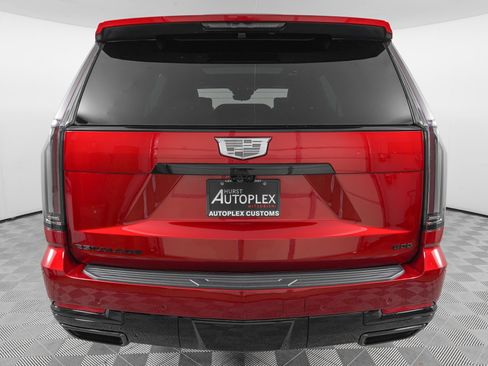 Used 2026 Cadillac Escalade Platinum Sport w/ LPO, ONYX Package image 7