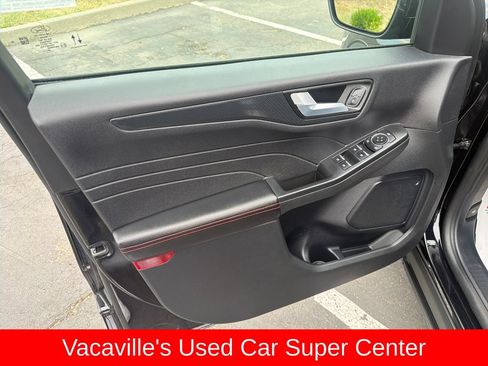 Used 2025 Ford Escape ST-Line FWD image 10