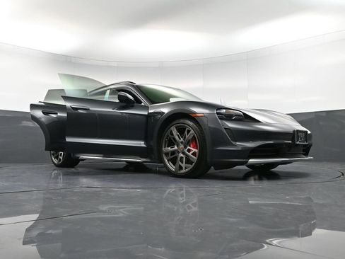 Certified 2023 Porsche Taycan 4S image 41