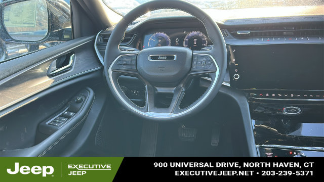 New 2026 Jeep Grand Cherokee Altitude AWD/4WD image 21