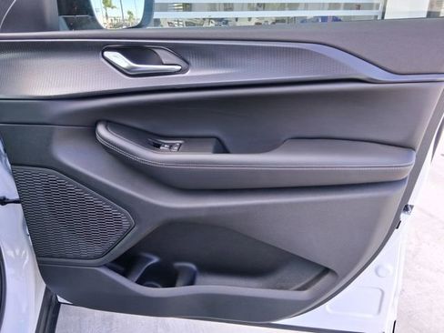 New 2026 Jeep Grand Cherokee Laredo X RWD image 24