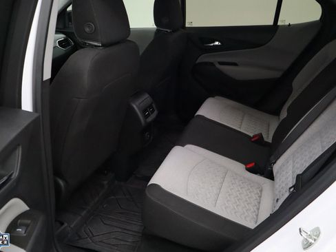 Used 2023 Chevrolet Equinox LS w/ LS Convenience Package image 25