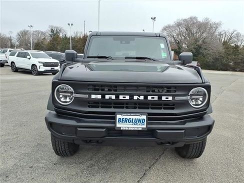 Used 2025 Ford Bronco Big Bend image 9