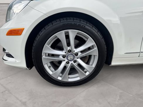 Used 2012 Mercedes-Benz C 300 4MATIC Sedan image 14