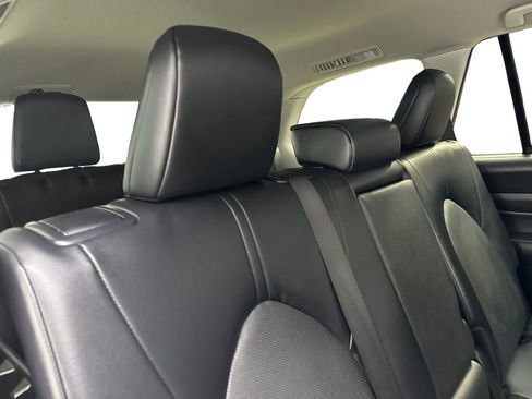 Used 2024 Toyota Grand Highlander AWD image 44