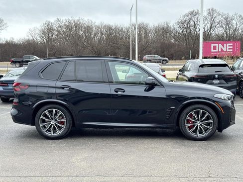 Used 2026 BMW X5 xDrive50e w/ M Sport Package image 4