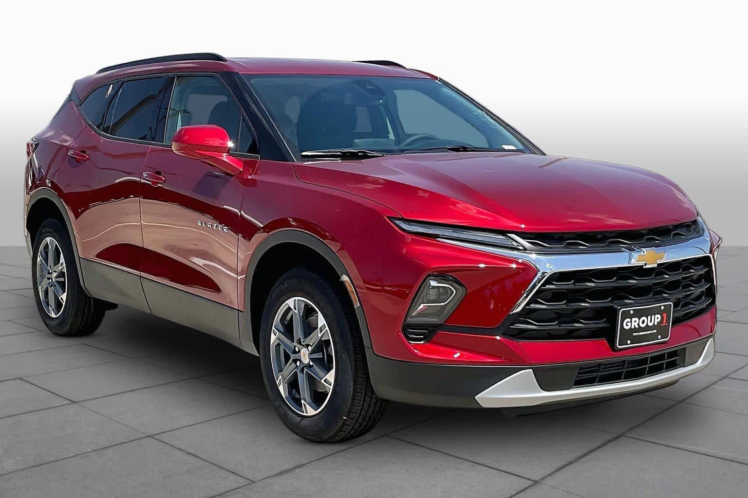 New 2026 Chevrolet Blazer LT w/ Convenience Package FWD image 3