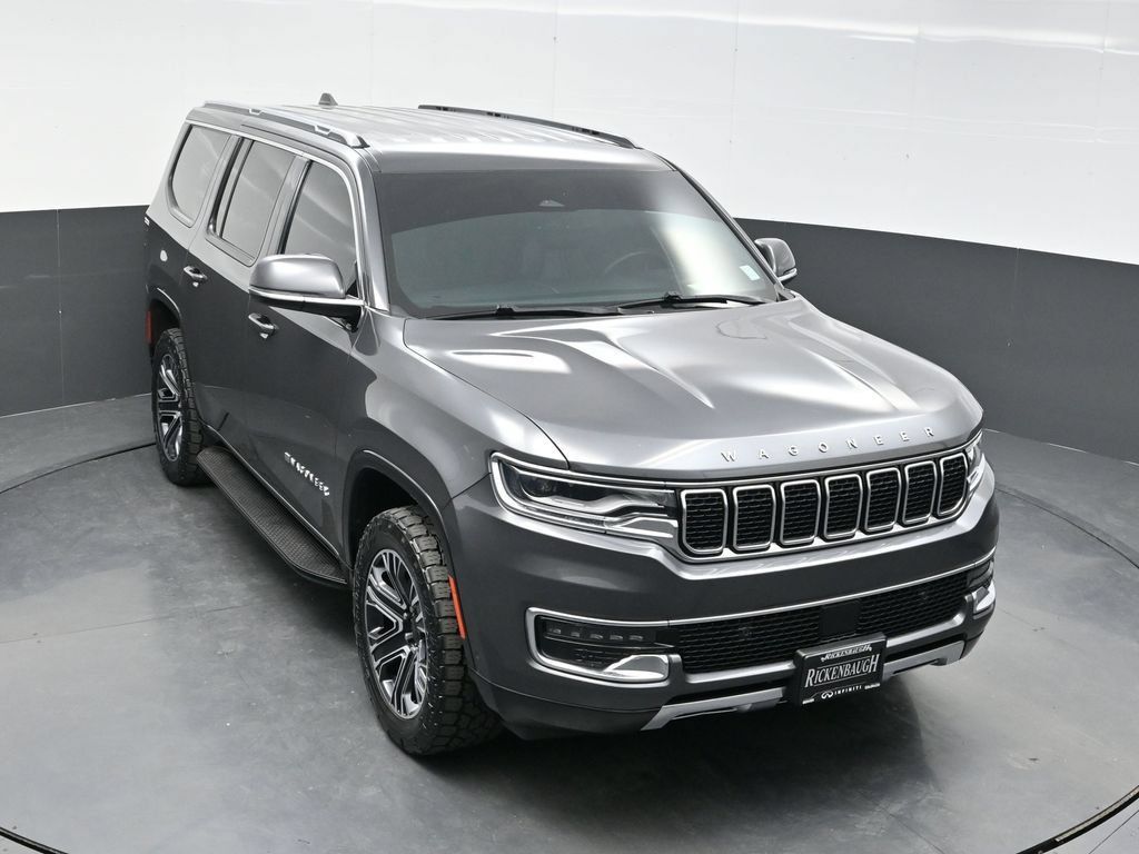 Used 2022 Jeep Wagoneer Series III w/ Flexible Seating Group AWD/4WD image 29