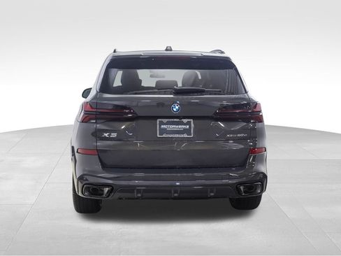 New 2026 BMW X5 xDrive50e image 4