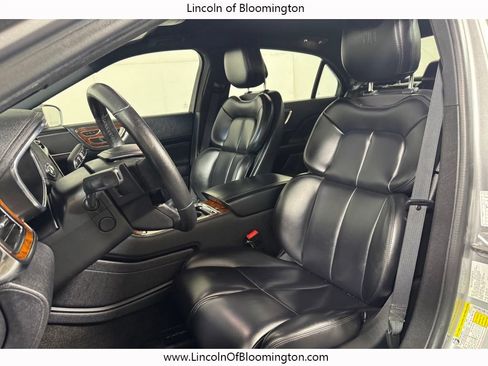 Used 2020 Lincoln Continental FWD image 14