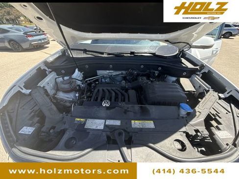 Used 2023 Volkswagen Atlas SEL Premium AWD/4WD image 31