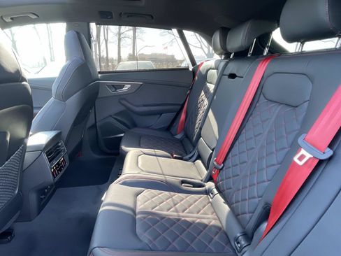 New 2026 Audi Q8 Prestige image 12