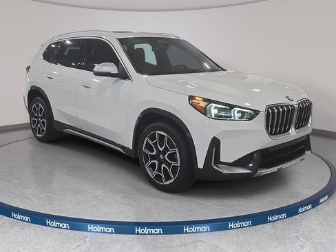 Certified 2023 BMW X1 xDrive28i w/ Convenience Package AWD/4WD image 3