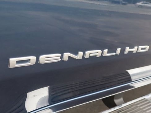 Used 2020 GMC Sierra 2500 Denali w/ Denali Ultimate Package image 21