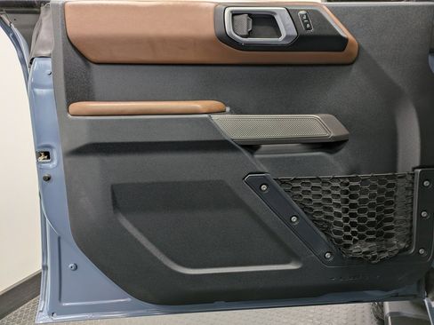 Used 2023 Ford Bronco Outer Banks image 8