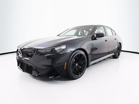 New 2026 BMW M5 w/ Carbon Package image 3
