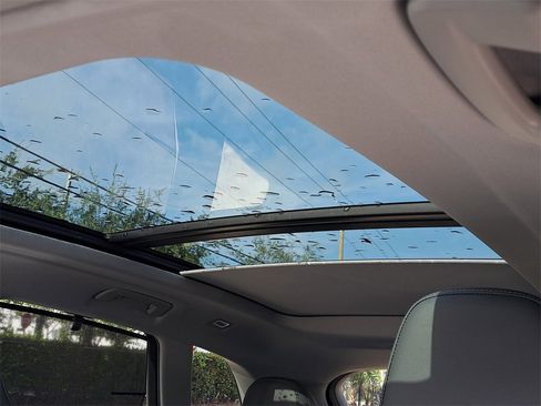 New 2025 Audi Q5 Premium Plus image 16