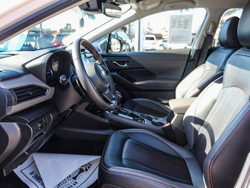 Used 2025 Subaru Crosstrek 2.5i Limited w/ Popular Package #4A image 18