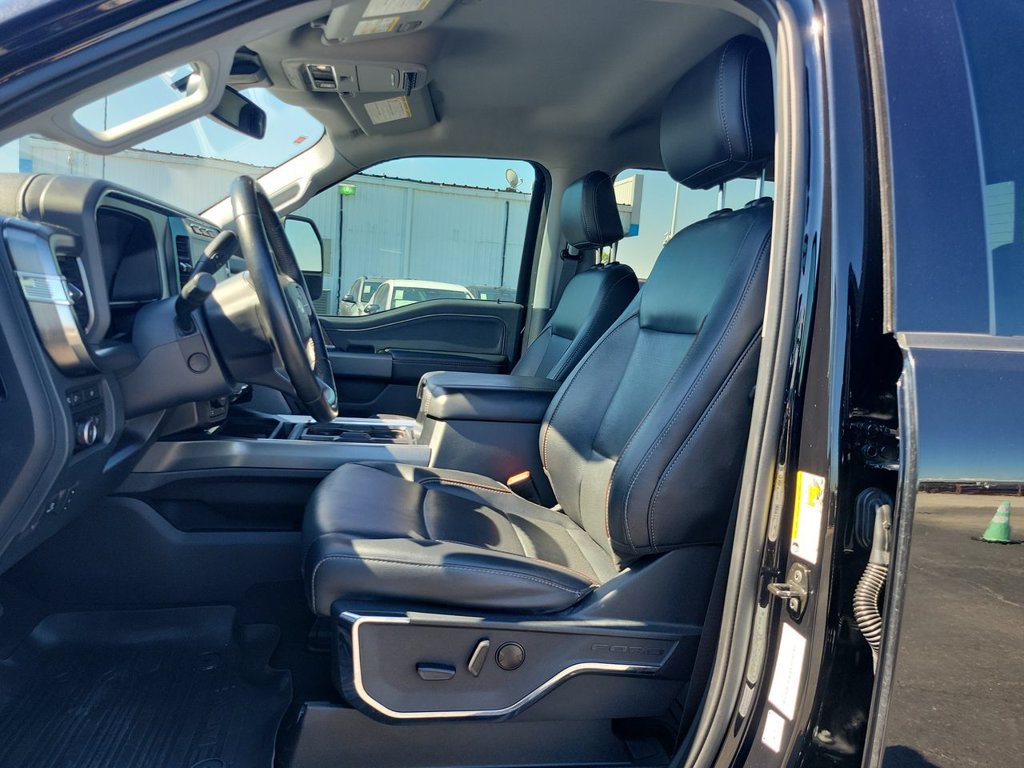 Used 2023 Ford F250 Lariat w/ Black Appearance Package AWD/4WD image 19