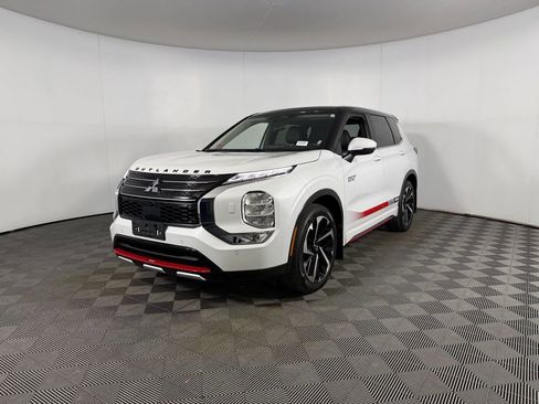 Used 2024 Mitsubishi Outlander Ralliart image 3