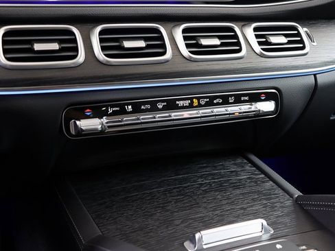 New 2026 Mercedes-Benz GLE 450 4MATIC image 25