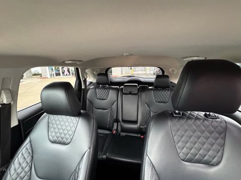 Certified 2024 Ford Edge Titanium AWD/4WD image 33
