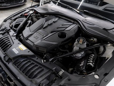 Used 2022 Audi A8 L 3.0T w/ Luxury Package image 61