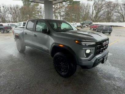 New 2026 GMC Canyon Elevation w/ Convenience Package