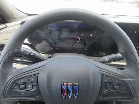 New 2026 Buick Envista Preferred image 16