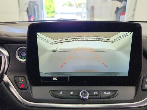 Used 2024 Chevrolet Blazer LT w/ Convenience Package FWD image 24