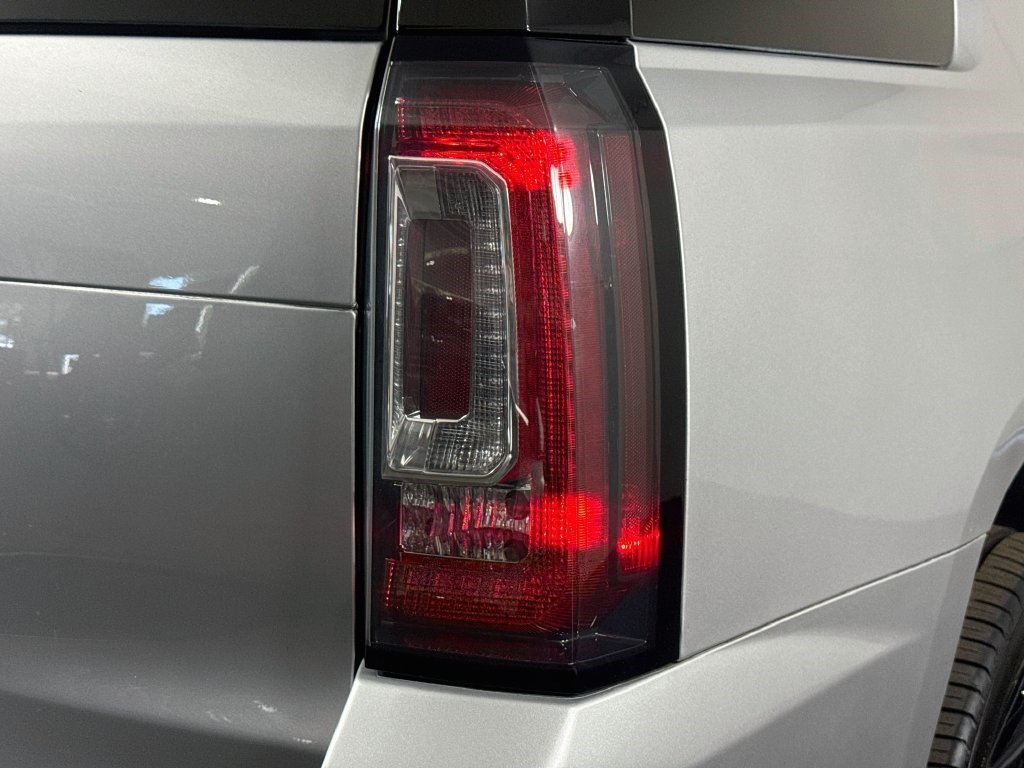 Used 2019 GMC Yukon Denali AWD/4WD image 32