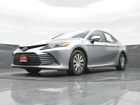 Used 2023 Toyota Camry LE FWD image 28