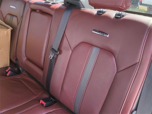 Used 2022 Ford F350 Platinum w/ FX4 Off-Road Package image 29