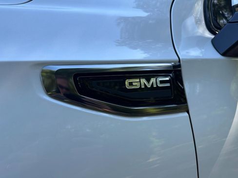 Used 2024 GMC Yukon AT4 w/ Technology Package AWD/4WD image 66
