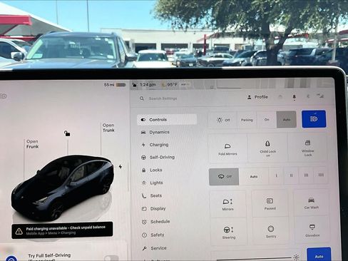 Used 2024 Tesla Model Y 2WD image 24