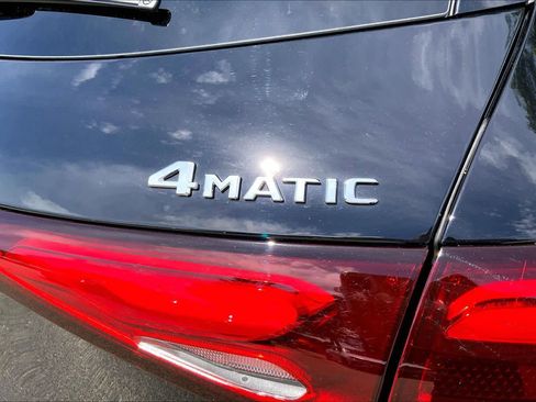 Certified 2024 Mercedes-Benz GLC 300 4MATIC image 31
