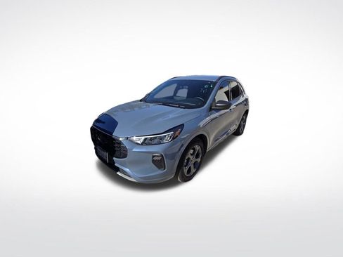 Used 2024 Ford Escape ST-Line w/ Equipment Group 301A image 3