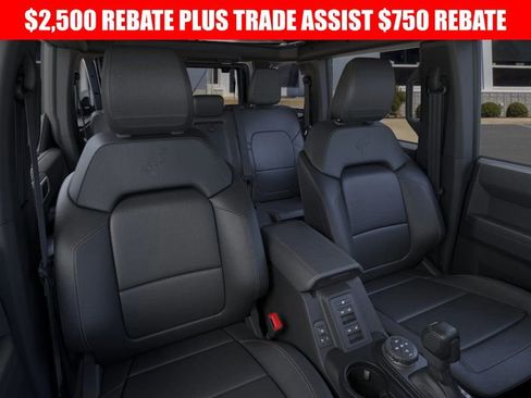 New 2025 Ford Bronco Badlands image 10