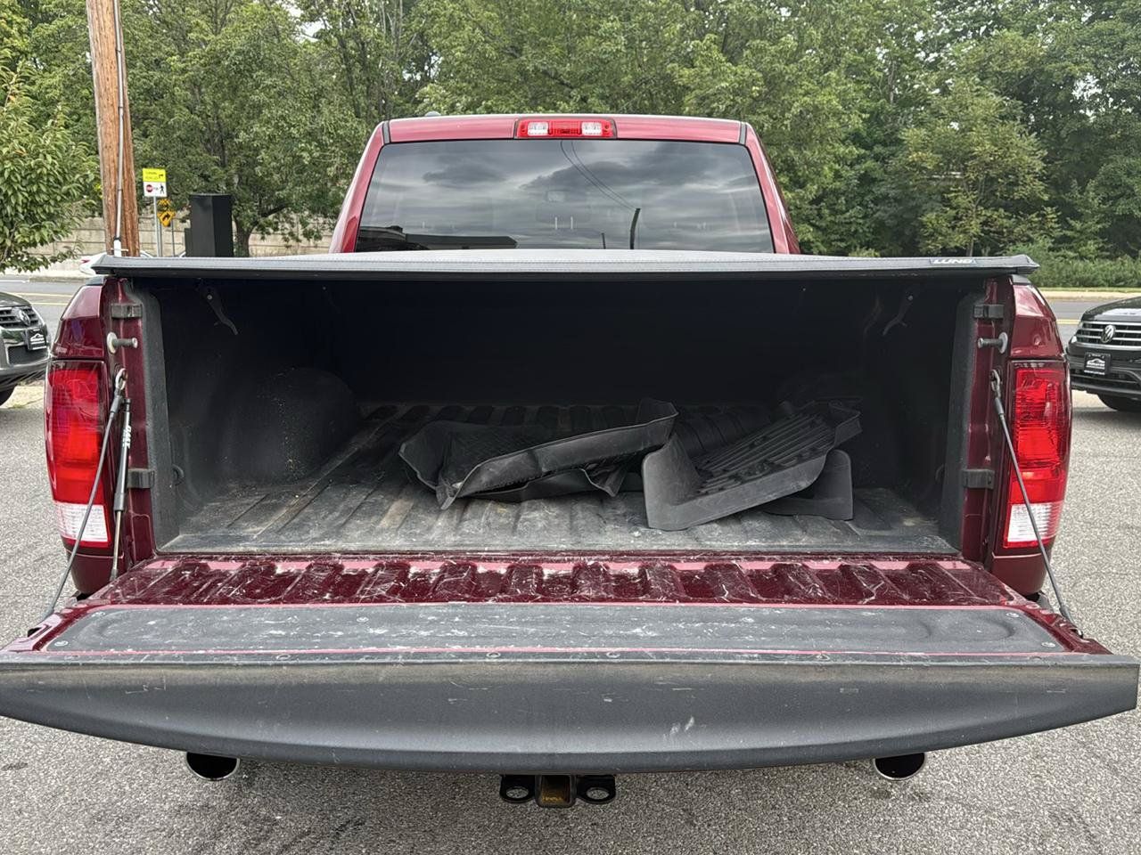 Used 2018 RAM 1500 Express AWD/4WD image 25