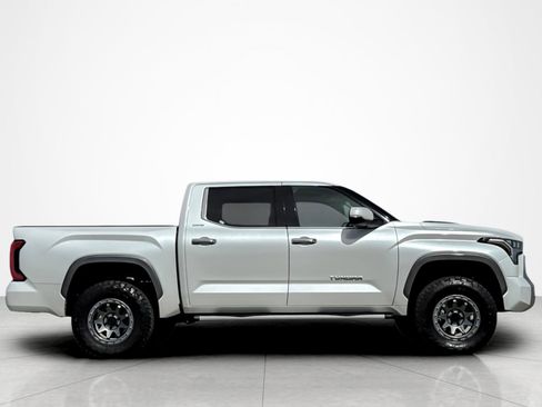 Used 2023 Toyota Tundra Limited image 6