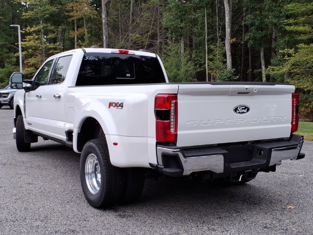 New 2027 Ford F350 Lariat w/ Lariat Ultimate Package AWD/4WD image 4