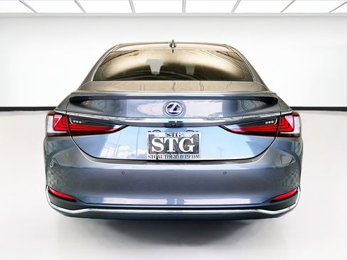 Used 2022 Lexus ES 300h w/ Premium Package FWD image 5