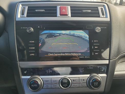 Used 2017 Subaru Legacy 2.5i Premium image 17