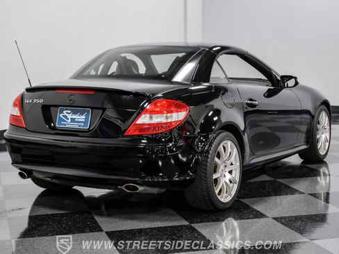 Used 2005 Mercedes-Benz SLK 350 image 24