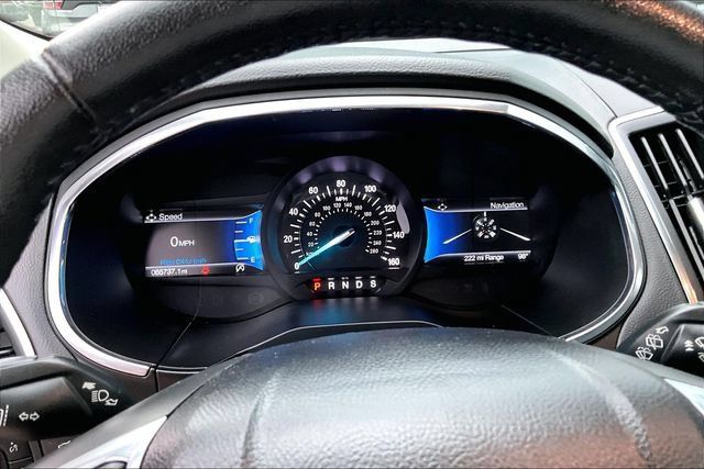 Used 2021 Ford Edge Titanium w/ Equipment Group 301A FWD image 21