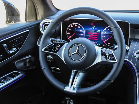 New 2026 Mercedes-Benz GLC 300 4MATIC image 15