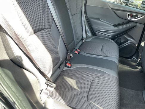 Certified 2023 Subaru Forester Premium AWD/4WD image 17